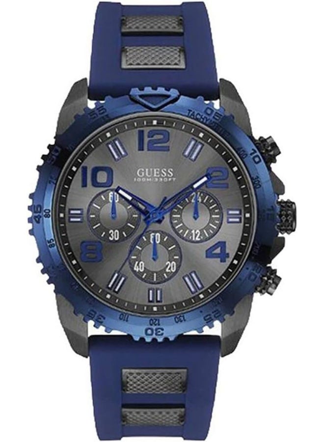 جس ساعة GUESS W0599G2 للرجال من الفولاذ المقاوم للصدأ وحزام من السيليكون/المطاط باللون الأسود والأزرق، تاج لولبي - Image 1