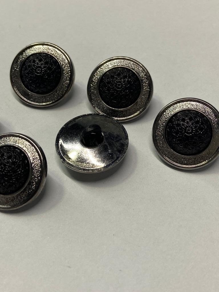 Karan Tuhafiye Karan Haberdashery Cardigan and Vest Button - Plastic Silver and Frame 6-1.7 cm - Image 4