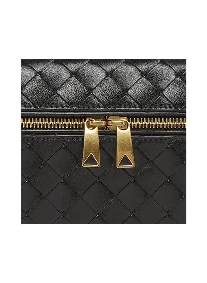 BOTTEGA Veneta Bang Vanity Case in Intrecciato Leather Bag - Image 4