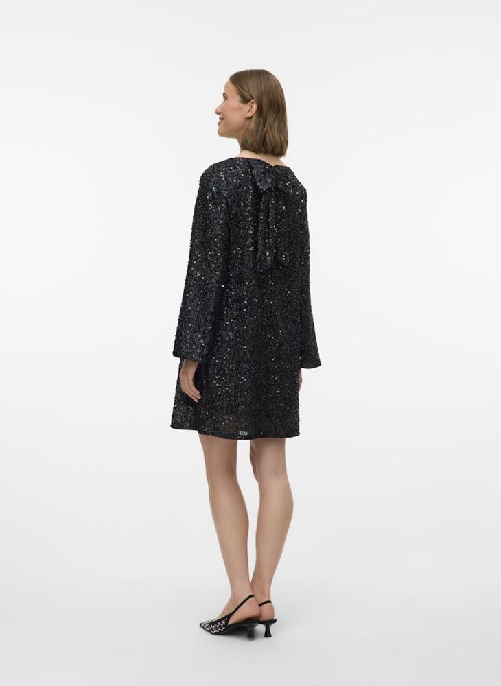 فيرو مودا فستان قصير بأكمام طويلة وتفاصيل فيونكة من فمنجا - Image 2