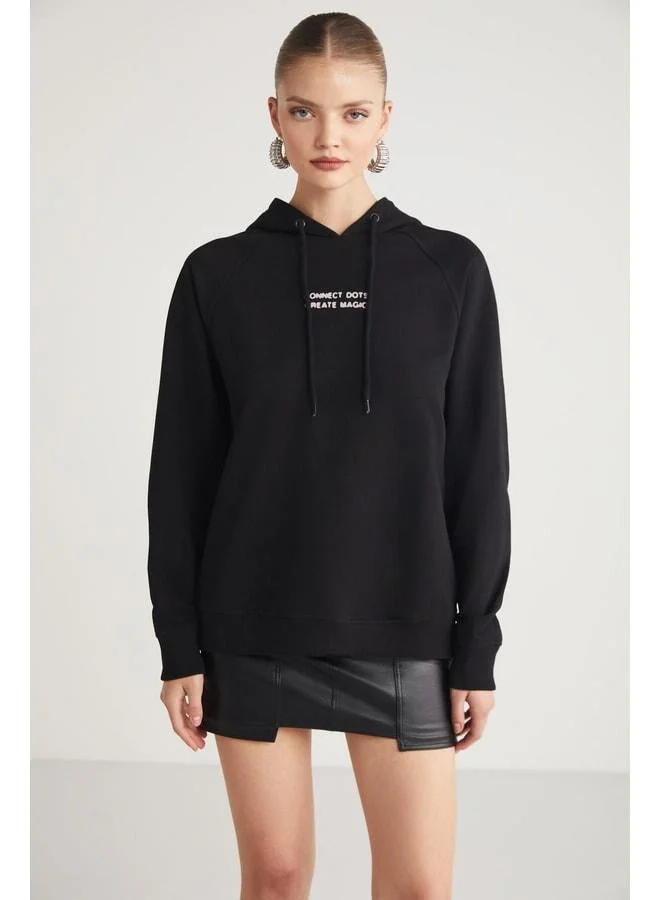 Ethiquet GLACE Women's Front and Back Print Detailed Hooded Regular Fit Standard Black Sweatshirt.