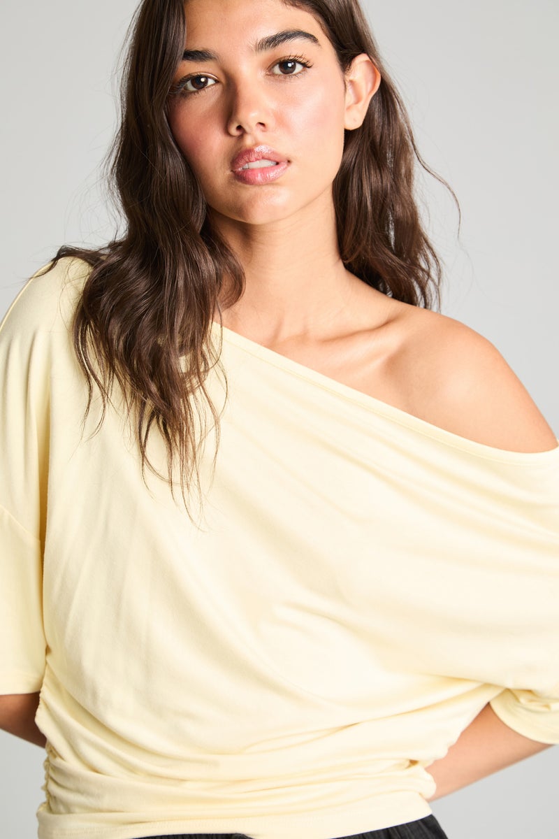 DeFacto Yellow Woman Loose Fit One Shoulder Short Sleeve T-Shirt Casual - Image 3