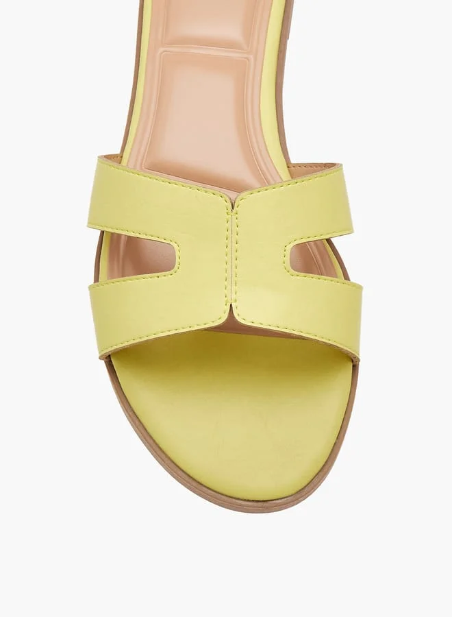 سيليست Women's Textured Slip-On Flat Sandals