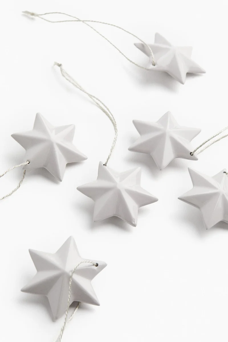 H&M 6-pack  decorations