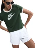 نايكي أخضر