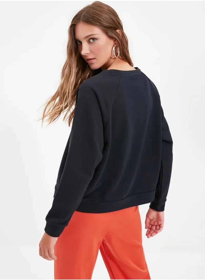 ترينديول Oversized Crew Neck Sweatshirt