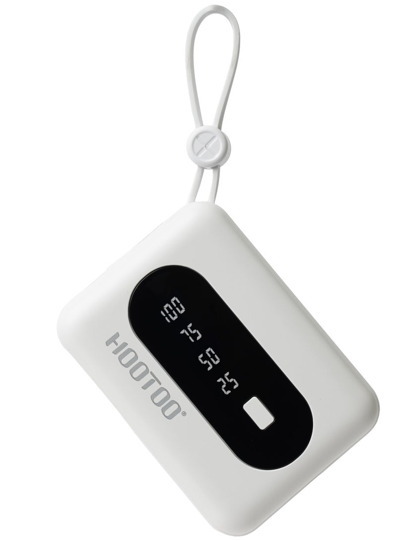 هوتو شاحن متنقل صغير جدا بسعة 10000 مللي أمبير. باور بانك قوي بمؤشر  لعرض نسبة الشحن. باور بنك  يمنفذين (تايب سي & يو اس بي). بطاريه متنقله باسلاك شحن (شاحن لايتنينق & شاحن تايب سي) مدمجة. بور بانك امن يسمح بحمله في الطائرات. بور بنك مزود باعلا انظمة الحماية. بطاريه متوافقة مع شواحن ايفون وسامسونج وغيرها من الهواتف. - Image 1