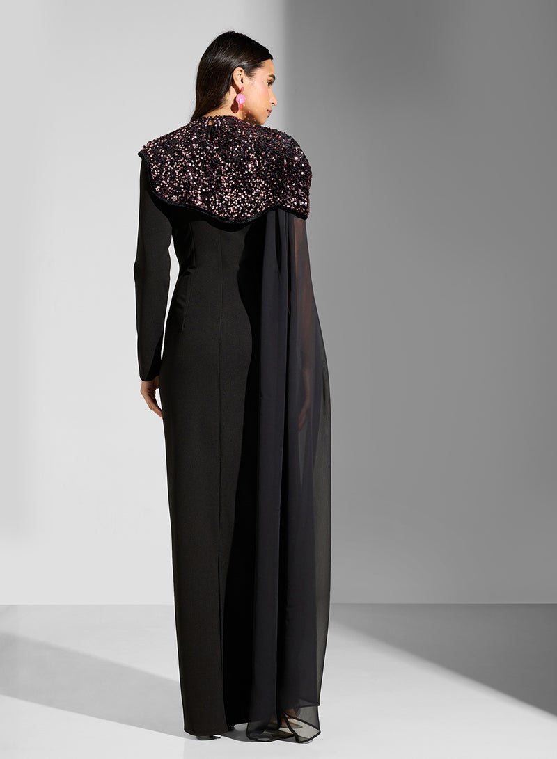 نمشي x فستان سهرة بكاب مطرز بالترتر - Image 2