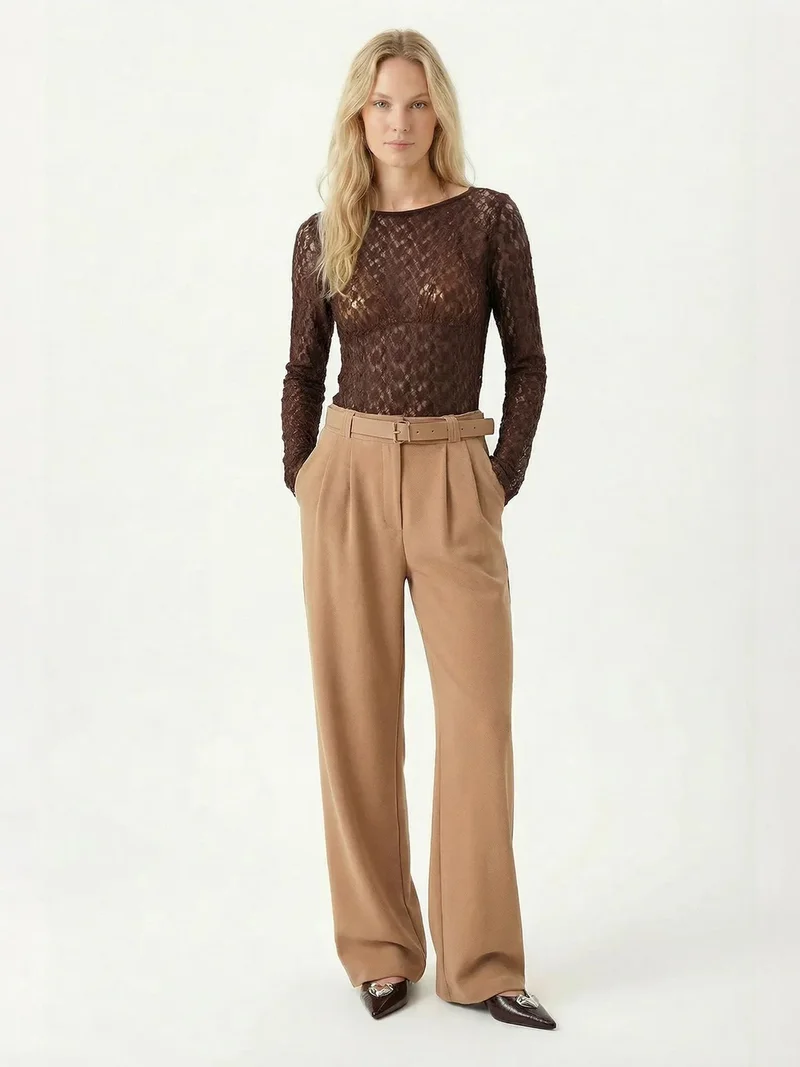 السعادة في إسطنبول ISTANBUL High Waist Wide Leg Trousers with Buckle