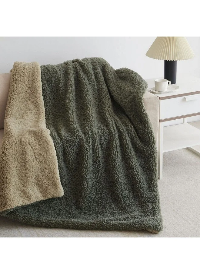 Mezoe Soft and Luxurious Comfortable Sherpa Throw Blanket Green 1 x 153 x 127 cm ALPACA 02