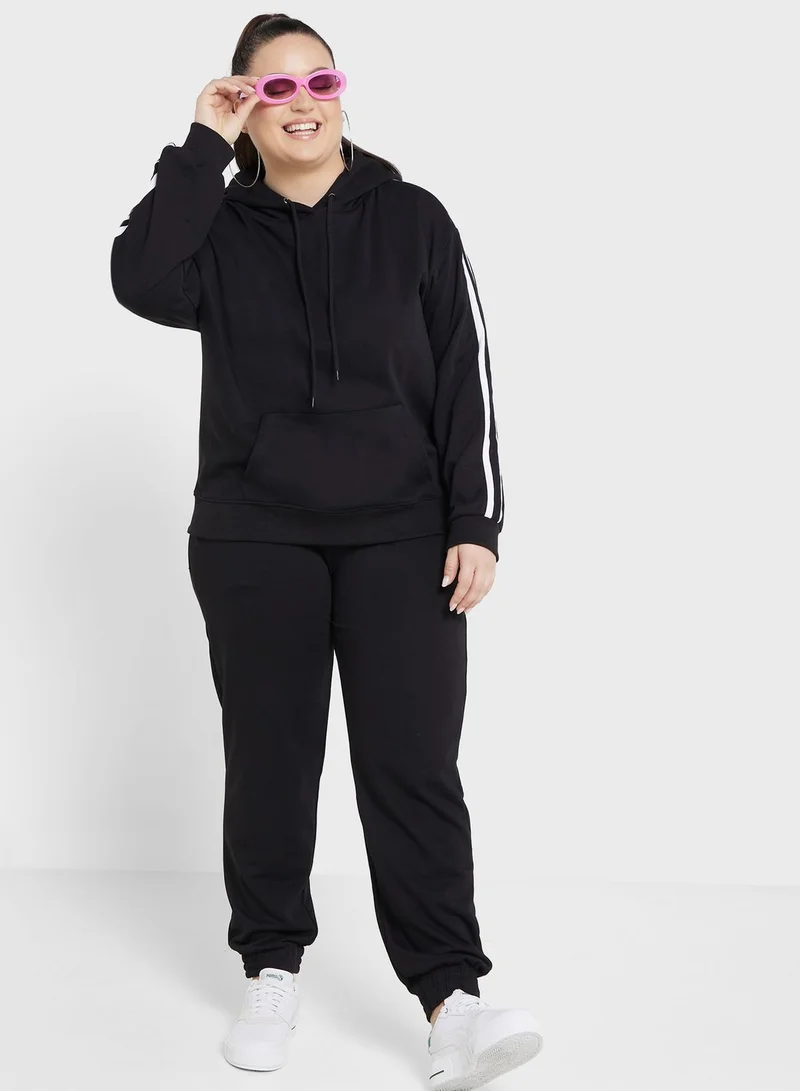 Ginger Plus Contrast Side Paneled Pocket Hoodie