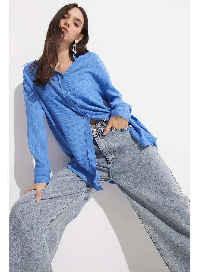 JUNE June Women Exclusive Boyfriend/Wide Fit Viscose Blend Shirt Blue