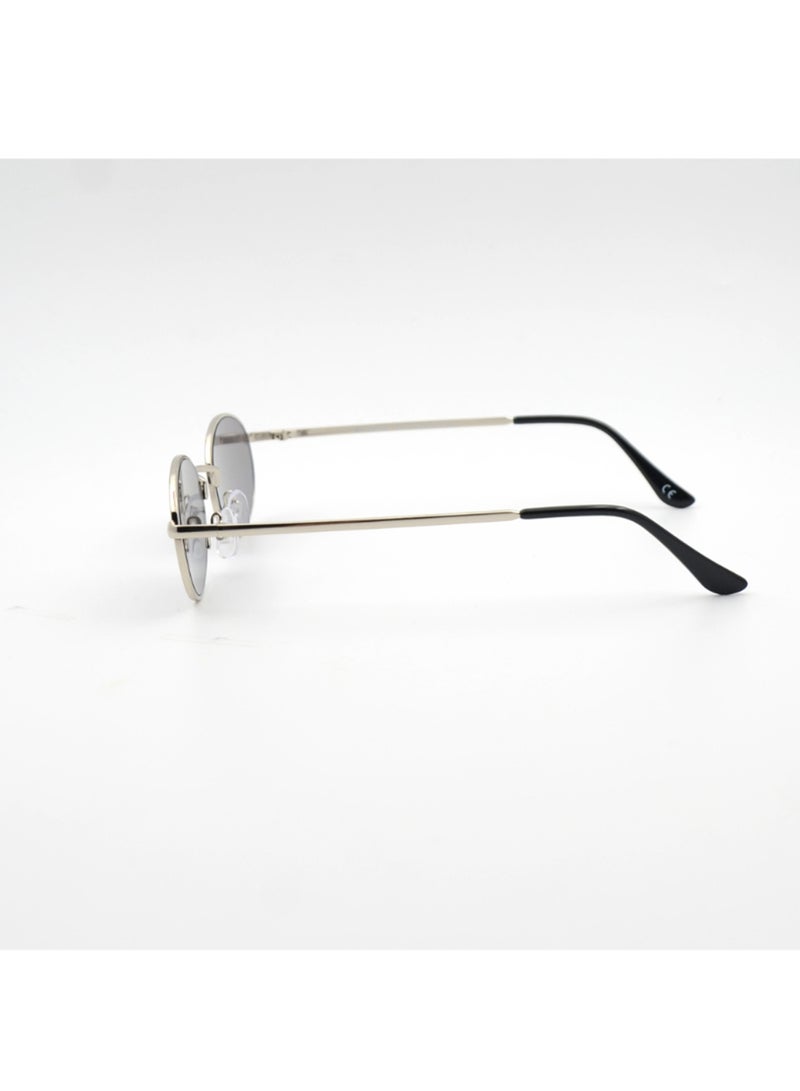 MADEYES نظارات شمسية واقية من الأشعة فوق البنفسجية للجنسين EE23M132-4 - فضي/أسود - Image 3