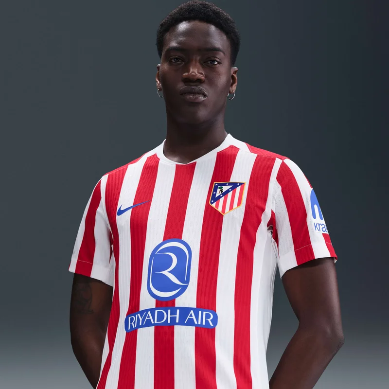 Nike Men's Atlético Madrid 2025/26 Home Authentic Football Jersey