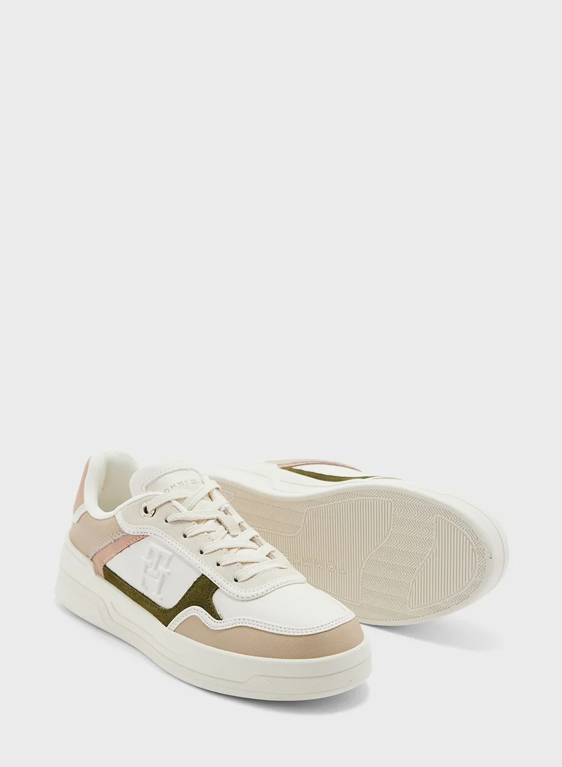 TOMMY HILFIGER Essential Low Top Sneakers