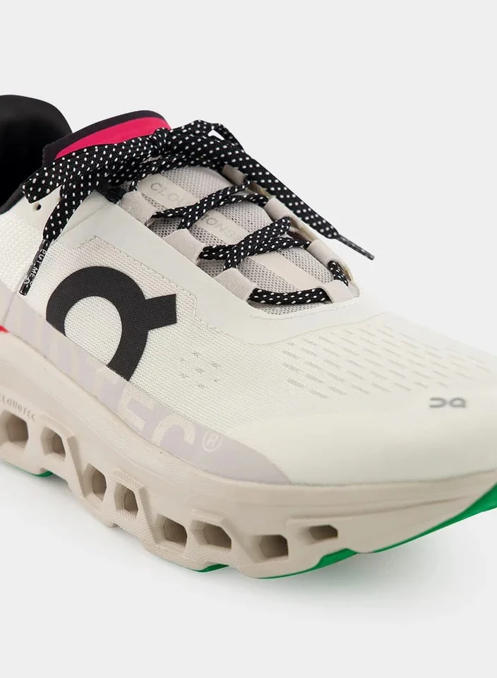 اون راننج كلاود مونستر