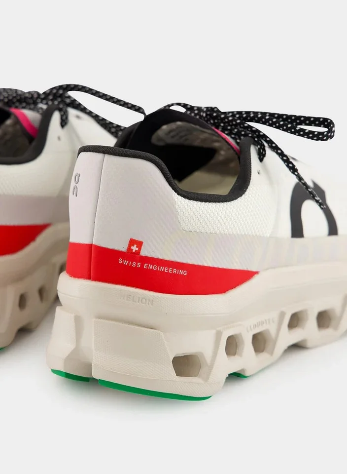 اون راننج كلاود مونستر