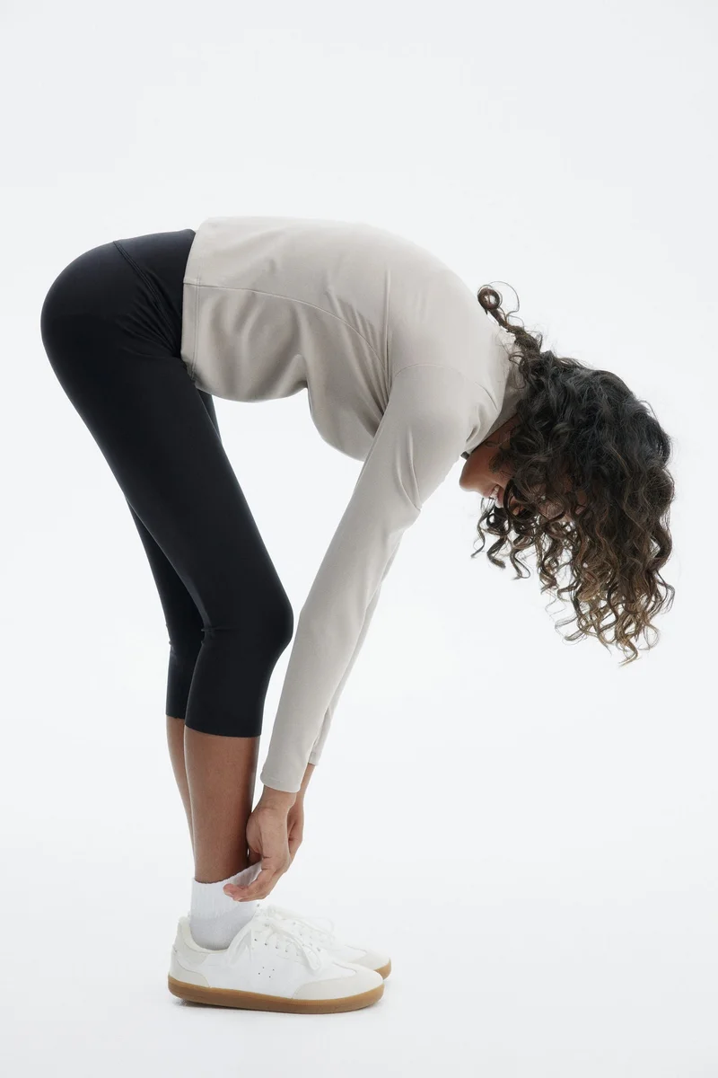 H&M Capri sports leggings with SoftMove™