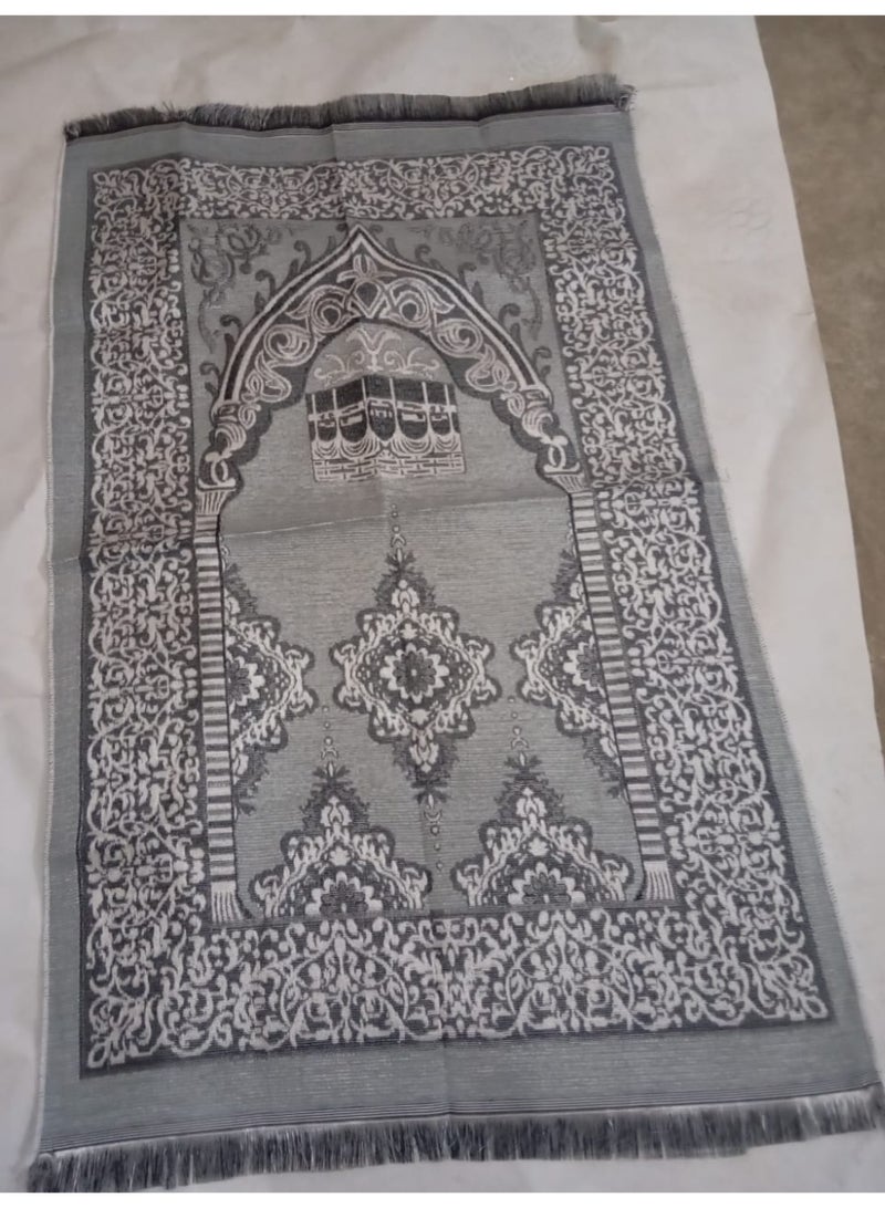 مصليه صلاة فاخرة بتصميم إسلامي أنيق – لمسة روحانية مميزة متعددة الأشكال والألوان - Image 2