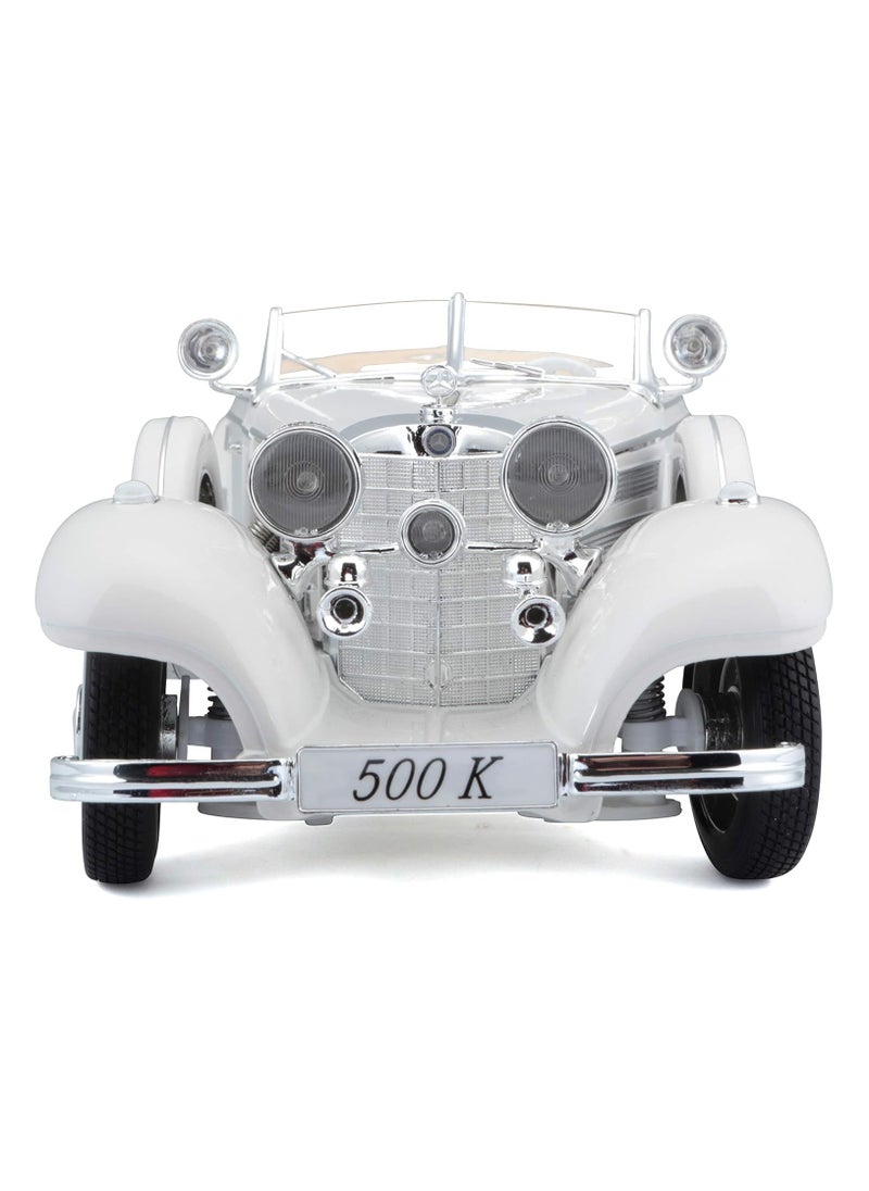 Maisto Tobar 1:18 Die-Cast 1936 Mercedes-Benz 500K Typ Specialroadster by Maisto  - Image 2