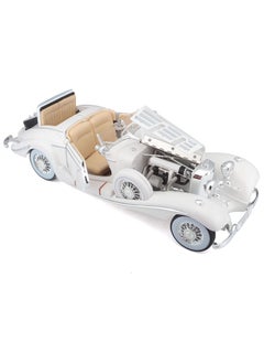 Maisto Tobar 1:18 Die-Cast 1936 Mercedes-Benz 500K Typ Specialroadster by Maisto  - Image 4