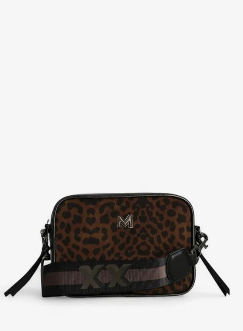 مكس حقيبة كروس بودي بطبعة حيوانات مع حزام مخطط