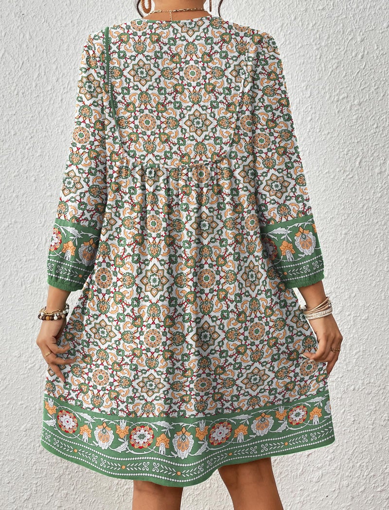 Eddoyee Womens Summer Casual Dresses 3/4 Sleeve Boho Floral Dress V Neck Flowy Sun Dress for Beach Vacation Green Flower - Image 2