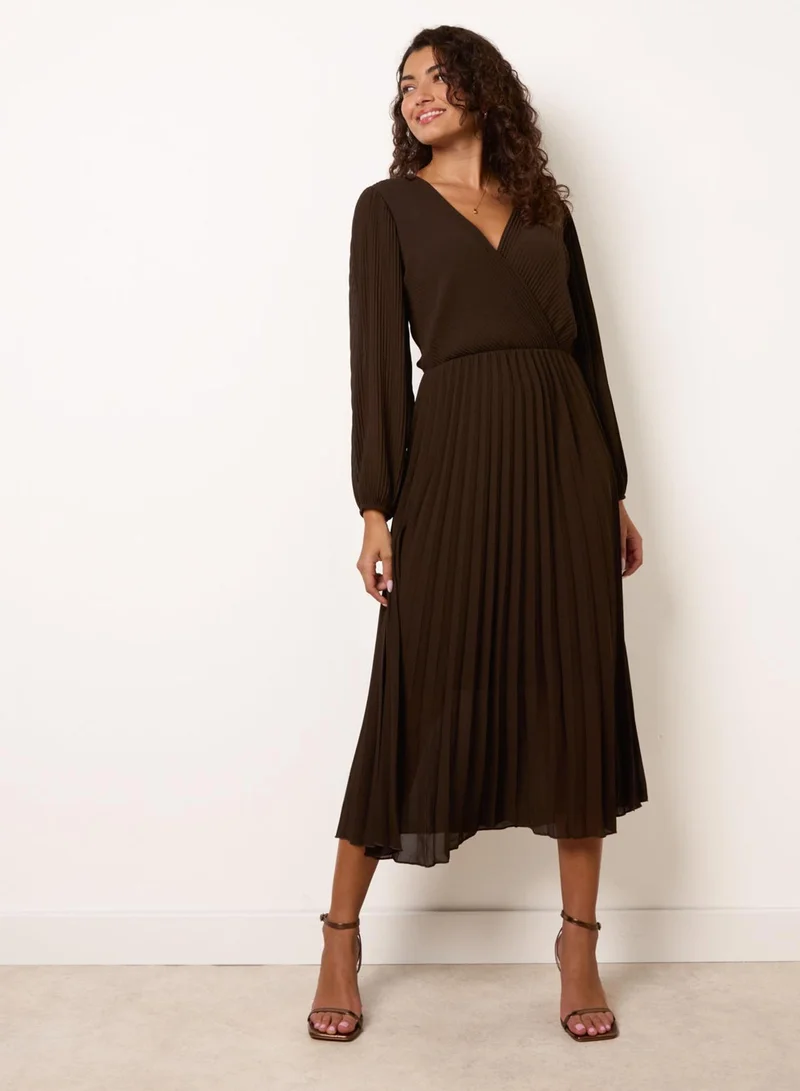 بلو فانيلا Chiffon Pleated Dress