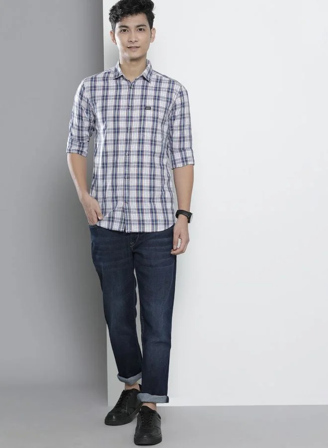 The Indian Garage Co Men Slim Fit Checkered Full Sleeves Spread Collar Casual Shirt