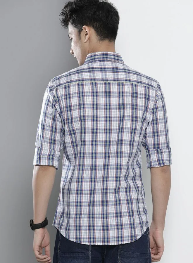 The Indian Garage Co Men Slim Fit Checkered Full Sleeves Spread Collar Casual Shirt
