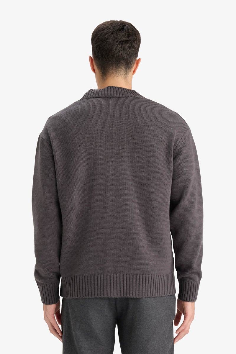 DeFacto Grey Man Relax Fit V-Neck Knit Cardigan Casual - Image 5