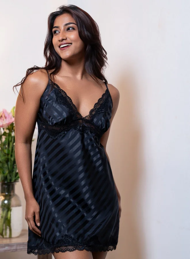 Aadaraya Aadaraya Night Dress Sleeveless Lace Detail