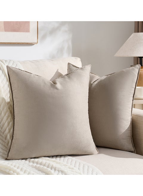 مجموعة من 2 أغطية وسائد زخرفية محايدة للكنبة، السرير والأريكة، ناعمة للغاية ونمط مخملي، تصميم جمالي وحديث - 45x45 سم - بني فاتح