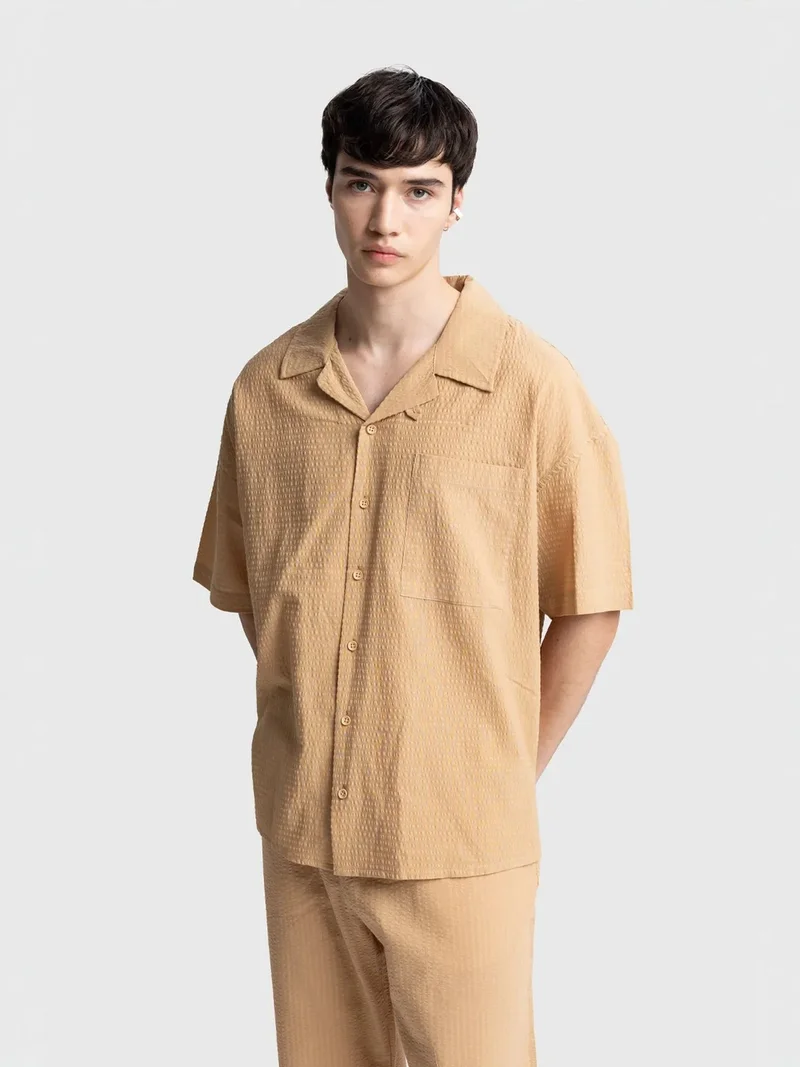 GIESTO Textured Short Sleeve Shirt