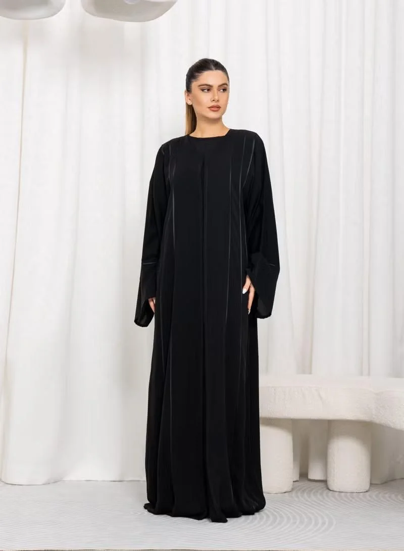 Nikias Nikias Black nida with pleats and pearls