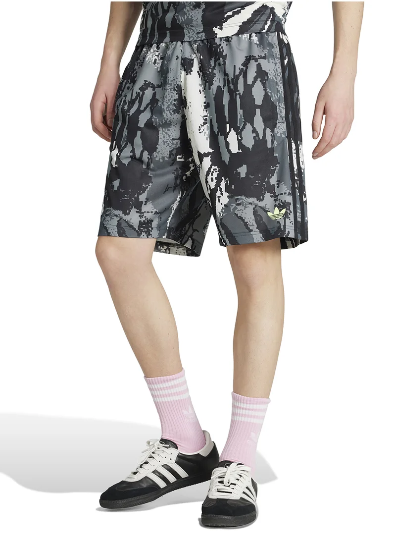 اديداس اوريجينالز 9" Inseam Archive Aop Shorts