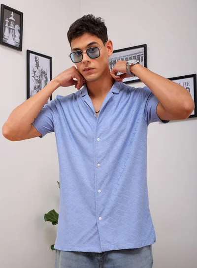 شركة المرآب الهندية Men Slim Fit Solid Half Sleeves Cuban Collar Resort Wear Shirt