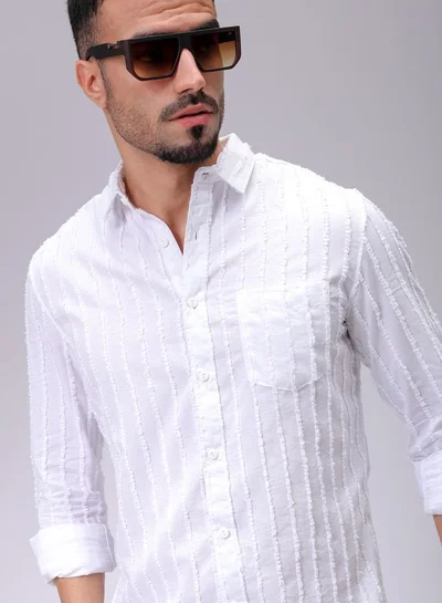 The Indian Garage Co Men Slim Fit Textured Solid Full Sleeves Cutaway Collar Casual Shirt