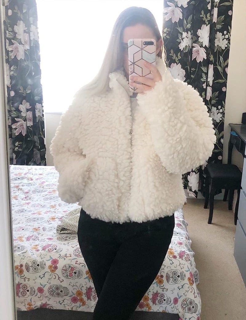 JIKAL Oversized White Fur Coat Long Sleeve Boucle Zip Up Snug Shearling Teddy Faux Fur Jacket with Pockets for Women - Image 4