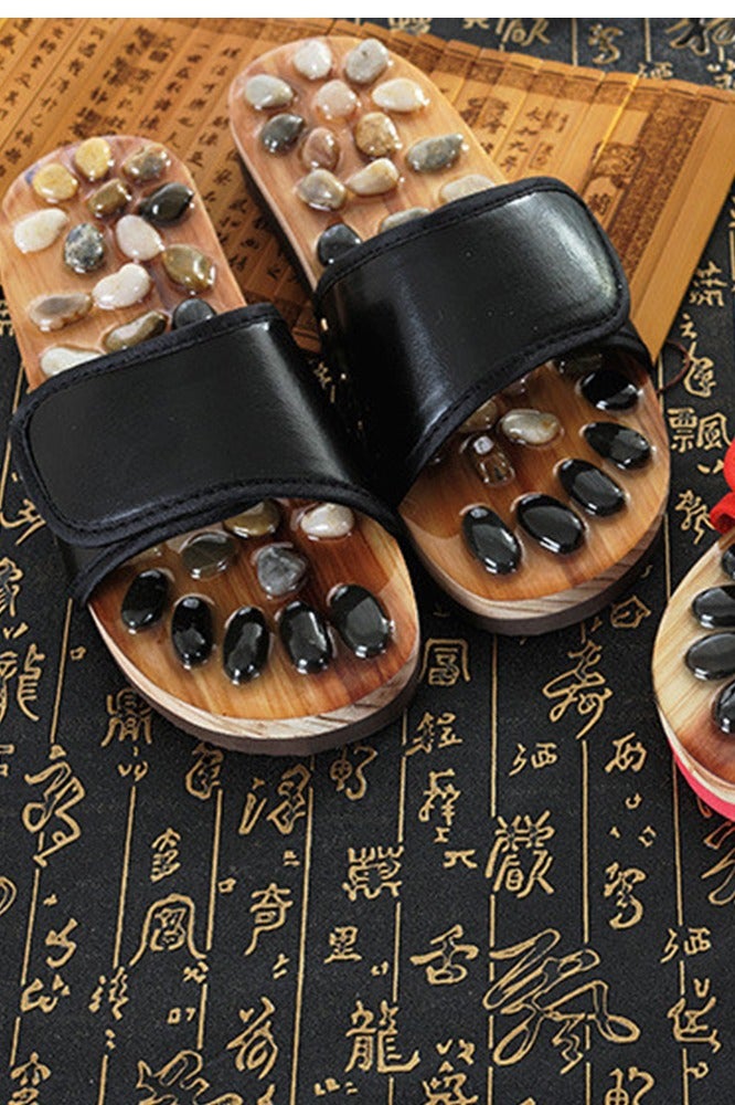 Generic Adult Pebble Stone Acupressure Massage Slippers Therapeutic Reflexology Sandals for Foot Acupoint Massage Neuropathy Arthritis Plantar Fasciitis Pain Relief Massage Shoes For Men And Women  - Image 2