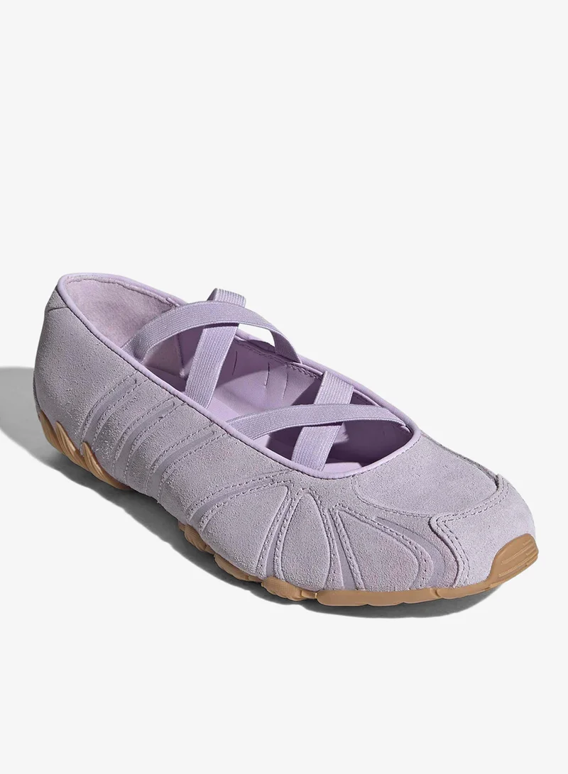 Adidas Originals ICELAV/ICELAV/GUM3 Ghost Sprint Ballet for Women | Best Price UAE