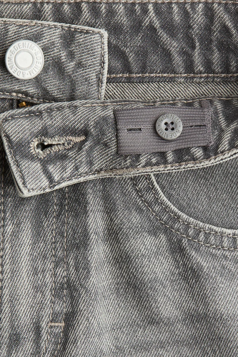 H&M Loose Fit Jeans