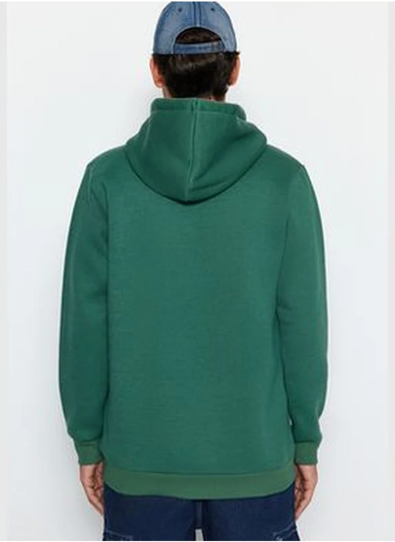 trendyol Green Men's Regular/Regular Fit Hoodie, Basic Tag Detail, and a Soft Pile Inside Cotton Sweatshirt.