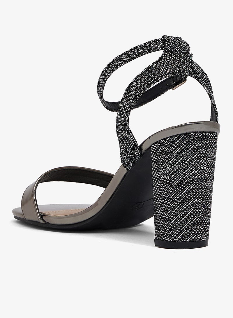 جينجر صندل بكعب معدني - Image 3