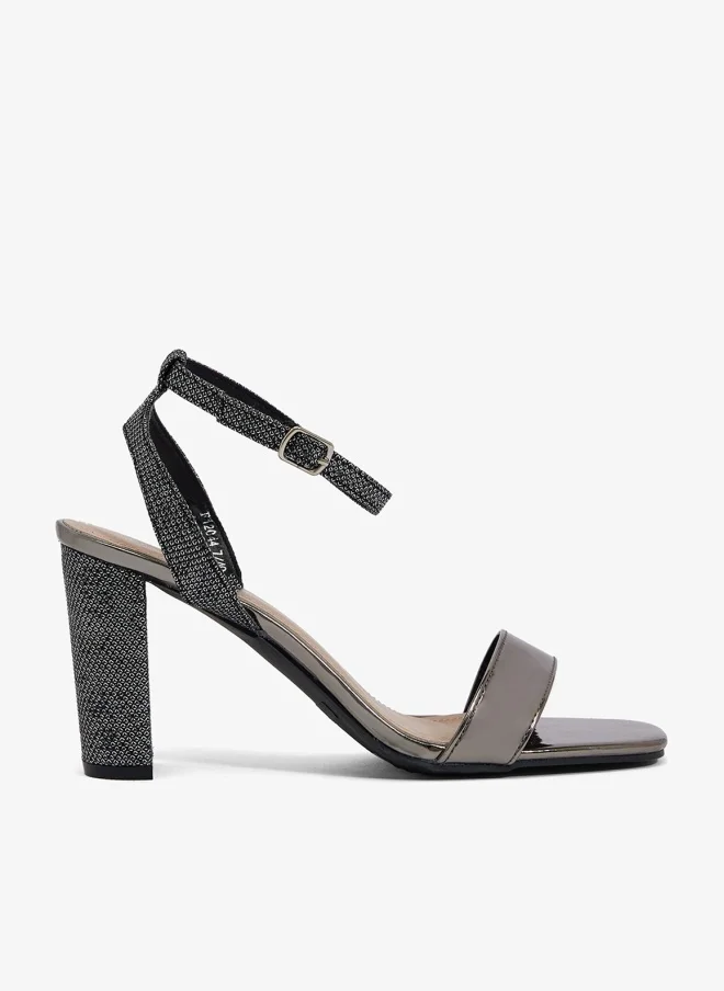 جينجر صندل بكعب معدني