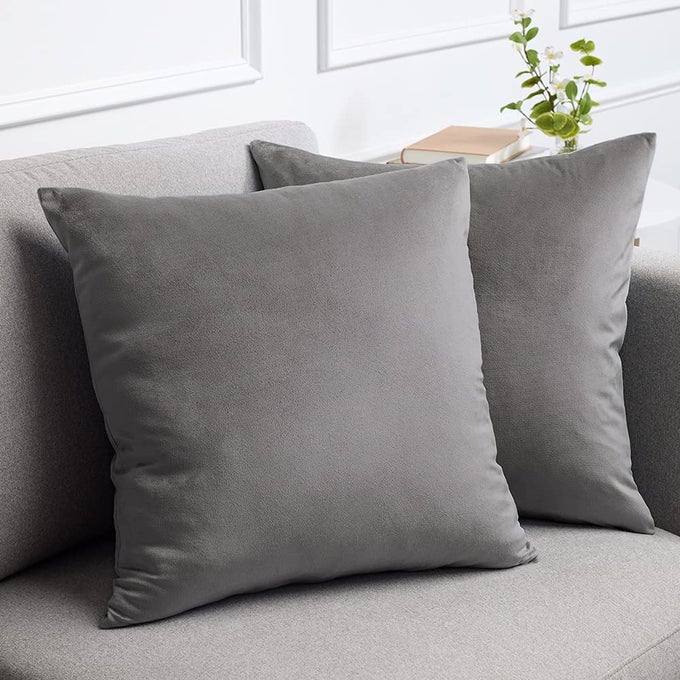 VELVET THROW PILLOW COVERS SET OF 2 18X18 DECORATIVE SQUARE PILLOWS HOME DECOR SOFT ACCENT CASES SILKY MACHINE WASHABLE PILLOWCASES FOR SOFA COUCH BEDROOM LIVING ROOM DARK GRAY