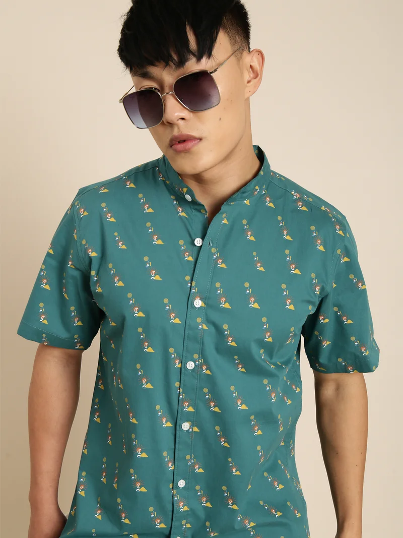 Joven Dark Green Printed Casual Shirt for Men