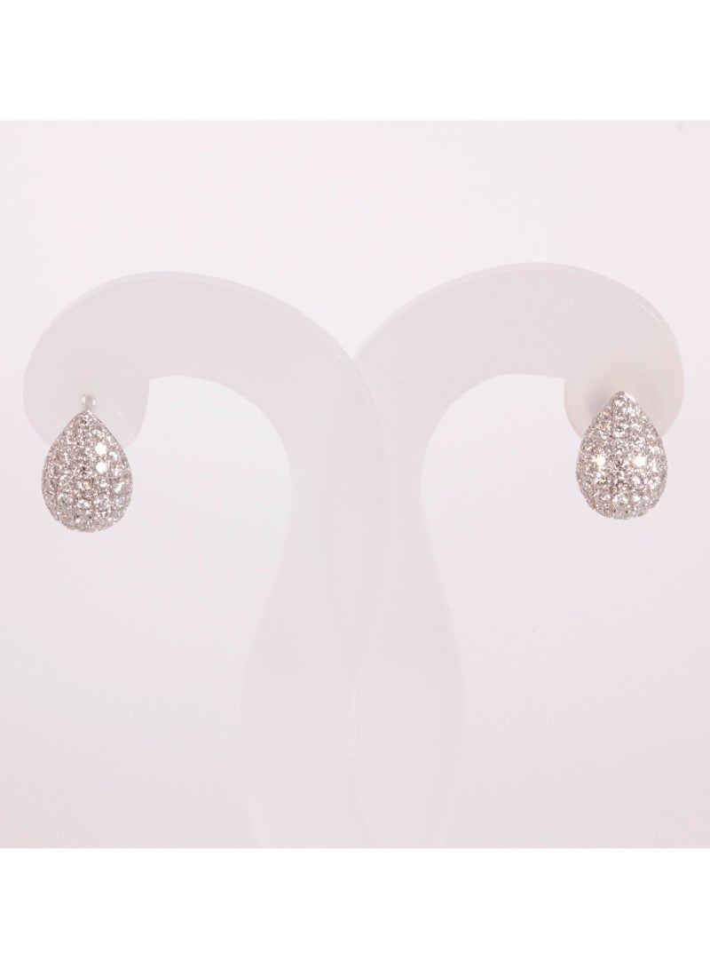 MIKURA Earrings, G/H Color, SI Clarity, 18KW, 94D Round Brilliant  - Image 2