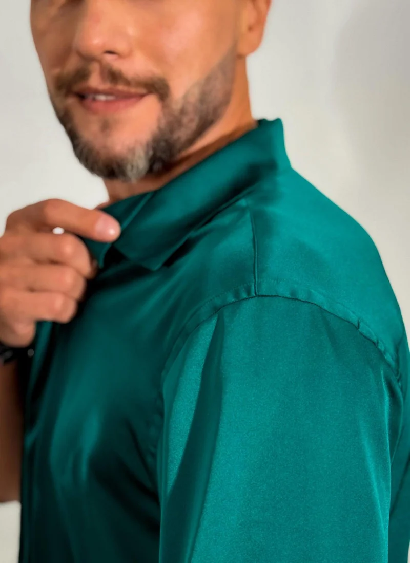 جانارا جونز Teal Satin London Shirt