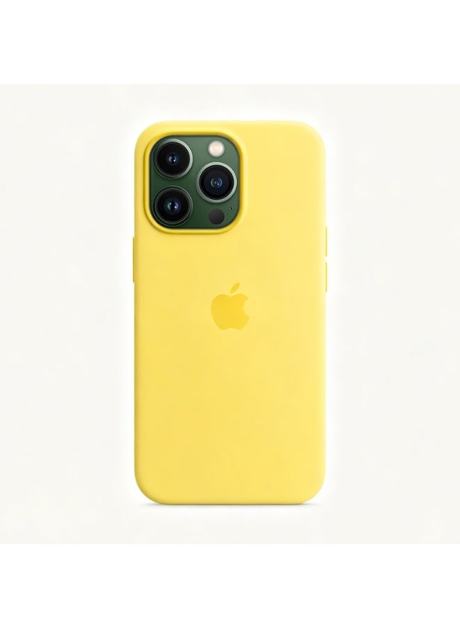فريق ديلوكس غلاف سيليكون آيفون 13 برو ماكس مع MagSafe (Lemon Zest) - Image 5